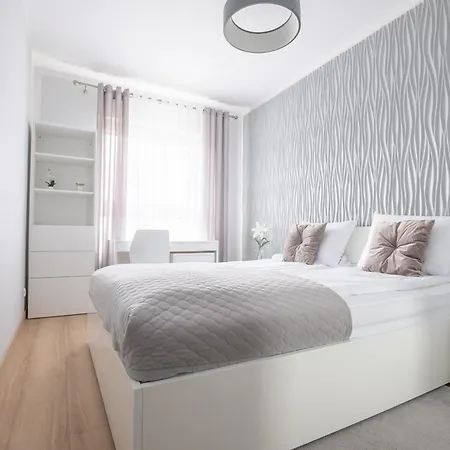 Baltica Towers By Alqueen Apartment Gdansk